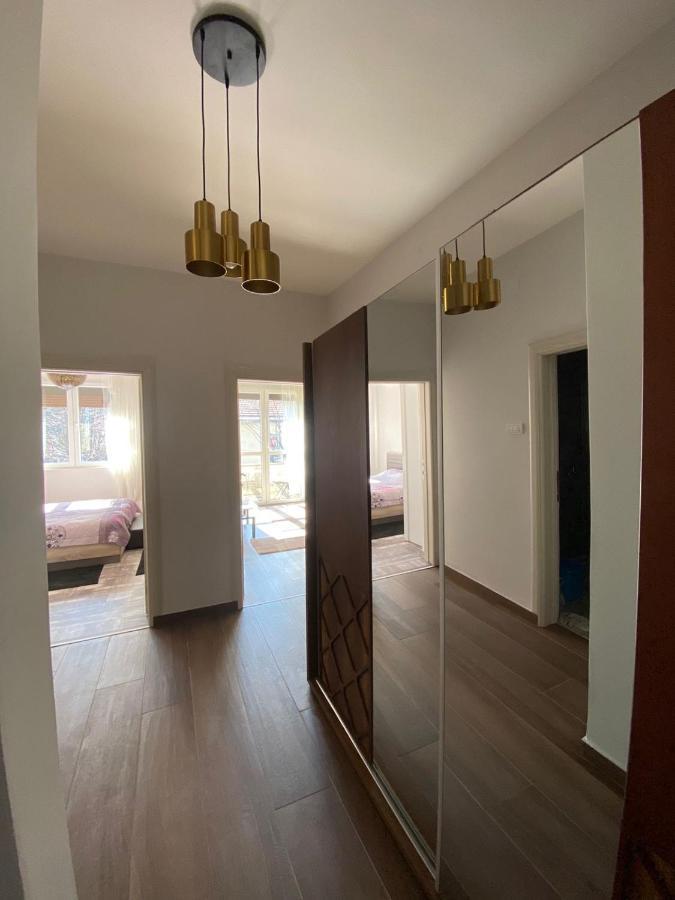 Apartmani Vila Cetinje Exteriör bild